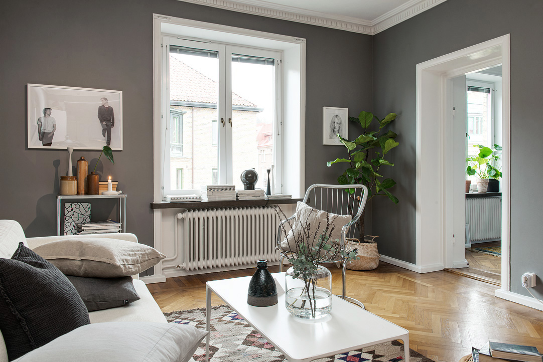 Wohninspiration wohnung mit dunklen wandfarben designs2love